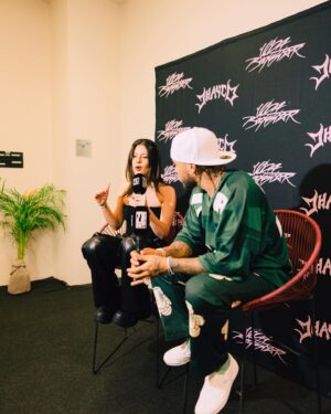 Jhay Cortez Instagram - MEXICO 🇲🇽 voy a escoger y llevarme solo 2 Personas para el Backstage VIP conmigo pero quiero que me comenten en que fecha de las nuevas nos vemos:

24 DE AGOSTO - GUADALAJARA
25 DE AGOSTO - MEXICO D.F
26 DE AGOSTO - MONTEREY
“VIDA ROCKSTAR TOUR” 🦇

Tambien quiero agradecerle a @wisin & @yandel por la Invitacion a “El Foro Sol” ayer en Mexico!