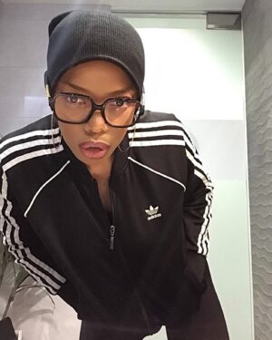 Jill Marie Jones Instagram - In these… 
Creative Hollywood Streets!!! 📓🖊️😜
You’ll never catch me waiting for a phone to ring. 

CREATE. 
BE ACTIVE… in your own destiny. ✨✨✨ 
What’s the alternative??? 

A dear friend (and Basketball Legend) told me once… “You only miss a 100% of the shots you don’t take… there may be two or three in there that are ALL NET!!! But how would you know if you don’t take the shot.” 

Wise words from a wise man. 
Just #FoodForThought 🤗

“You can crown Kings (and Queens) in Adidas.” 
~ Cody Chesnutt 🤘🏾🤘🏾♥️