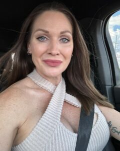 Actress Jillian Faye Hall HD Instagram Photos and Wallpapers August 2024