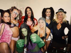 Jillian Faye Hall Instagram - Sometimes you gotta throw it way back!! #ovw #wwe #divas #halloween #lockerroom #throwback #wrestling #2004 #20yearsago