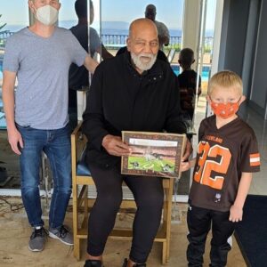Jim Brown Instagram - Thanks so much Owen for the art and for being so cool…! So nice meeting you and your father Russ. #Cleveland #fans #fanart