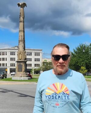 Jim Duggan Instagram - We made it to my hometown, Glens Falls, New York!

@duggandebra