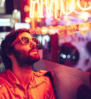 Jim Sturgess Instagram - Full interview and photoshoot for WONDERLAND magazine out now - link in stories 

@king_curious_music / @wonderland

Hear the Album at the LINK IN BIO 

x