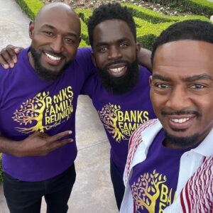Jimmy Akingbola Instagram - The Family is almost back together… 🎥 #BelAirPeacock #BelAirSeason3 #2DaysAway