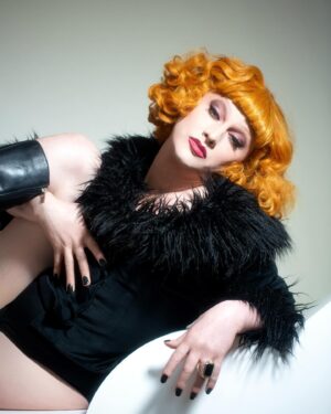 Jinkx Monsoon Instagram - LATAM. Next weekend, I’m headed your way. Join me, Major Scales and the Badlings for a night of Broadway, hitting theaters in Ciudad De México (18 Aug), São Paulo (20 Aug), and Belo Horizonte (22 Aug).

It’s hard to contain myself when I’m gearing up for a tour— especially when I’m visiting places I rarely get to go! 🤷🏻‍♀️🤣

Grab your tickets (link in bio) before they sell out (they’re going fast) and let’s make some unforgettable nights. Can’t wait to see you all soon! 🇲🇽 🇧🇷

Photos: @frank_rat_2.0 
Hair: @wigchapel 
Coat: @theladyhyde
