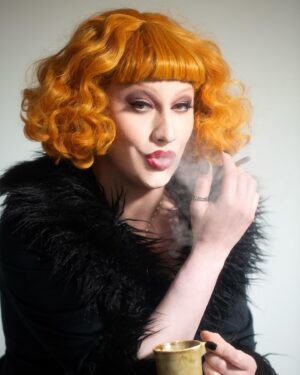 Jinkx Monsoon Instagram - LATAM. Next weekend, I’m headed your way. Join me, Major Scales and the Badlings for a night of Broadway, hitting theaters in Ciudad De México (18 Aug), São Paulo (20 Aug), and Belo Horizonte (22 Aug).

It’s hard to contain myself when I’m gearing up for a tour— especially when I’m visiting places I rarely get to go! 🤷🏻‍♀️🤣

Grab your tickets (link in bio) before they sell out (they’re going fast) and let’s make some unforgettable nights. Can’t wait to see you all soon! 🇲🇽 🇧🇷

Photos: @frank_rat_2.0 
Hair: @wigchapel 
Coat: @theladyhyde