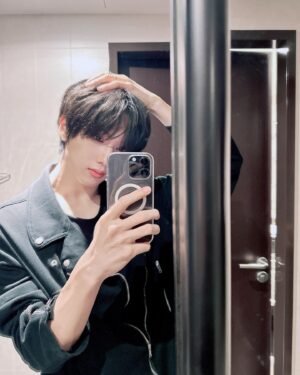 Jisung Instagram - Cheese 😖😖