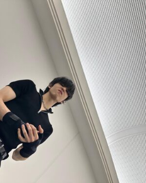 Jisung Instagram - The park