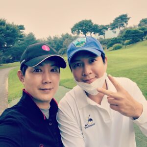 Jo Hyun-jae Instagram - 류진형님 오랜만입니다 ~^^
 #운동하는 #배우 #🏌️‍♂️