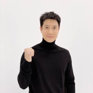 Jo Hyun-jae Instagram - 안녕하세요, 조현재입니다. 요즘 코로나로 온 가족들과 한곳에 모여 명절을 보내기 힘들지만, 마음만큼은 더 가깝게 다가가서 한마음이 되고 더 따뜻하게 보내시기를 바랍니다. 특히, 최전선에서 고생하는 의료진 여러분 정말 감사 드리고요, 어려운 시국일수록 기운 빠지지 마시고 건강 잘 챙기셨으면 좋겠습니다. 그럼 모두 즐거운 #추석 명절 보내세요.