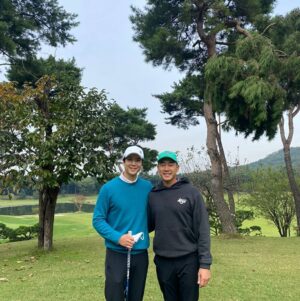 Jo Hyun-jae Instagram - 골프천재 전재한 선수와 함께~^^
#전재한프로 #멋진스윙 #항상화이팅 #👍