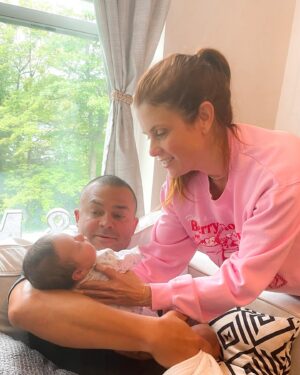 JoAnna Garcia Instagram - FAMILY 💕 1. First time holding my new neice, Baby Lio! 2. First poop on Uncle Nuts. 3. First nap with my new bestie 4. & 5. First hang with First Cousins 6. NOT the first time micromanaging @yourboyswish 🤣