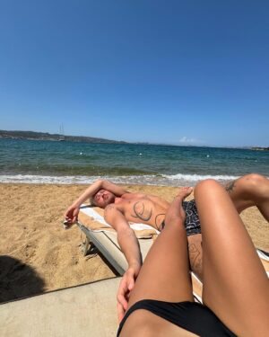 João Guilherme Ávila Instagram - summer state of mind 🦞
