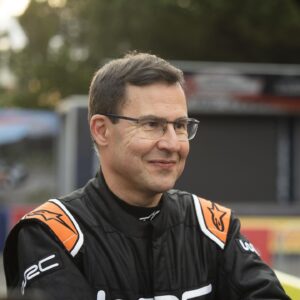 João Sousa Instagram - Em pleno Shakedown do Vodafone Rally de Portugal, o ex-tenista João Sousa e o chef José Avillez tiveram a oportunidade de experimentar as emoções extremas de um carro de competição. @joaosousaoficial sentou-se ao lado de @thierryneuville no Hyundai i20 N, enquanto @joseavillez acelerou ao lado do japonês @takamotokatsuta no Toyota GR Yaris. 

Numa manhã de emoções fortes, os presidentes do @municipio_de_fafe , Antero Barbosa, e do @municipioarganil , Luís Paulo Costa, foram outras das personalidades a viver por dentro as emoções de uma viatura do WRC.

#RallydePortugal #rallyportugal #ACP #WRC #codrive
