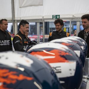 João Sousa Instagram - Em pleno Shakedown do Vodafone Rally de Portugal, o ex-tenista João Sousa e o chef José Avillez tiveram a oportunidade de experimentar as emoções extremas de um carro de competição. @joaosousaoficial sentou-se ao lado de @thierryneuville no Hyundai i20 N, enquanto @joseavillez acelerou ao lado do japonês @takamotokatsuta no Toyota GR Yaris. 

Numa manhã de emoções fortes, os presidentes do @municipio_de_fafe , Antero Barbosa, e do @municipioarganil , Luís Paulo Costa, foram outras das personalidades a viver por dentro as emoções de uma viatura do WRC.

#RallydePortugal #rallyportugal #ACP #WRC #codrive