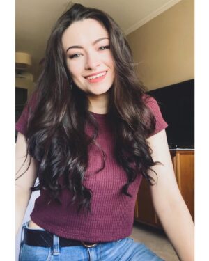 Jodelle Ferland Instagram - Oh my god there’s 100k of you now! THANK YOU 🖤