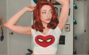 Jodelle Ferland Instagram - mary jane❤️🕷
.
.
.
#maryjanewatson #mj #mjcosplay #maryjanecosplay #spiderman #spidermancosplay #marvel #marvelcomics #marvelcosplay #cosplayer #theamazingspiderman  #weekendwigs #ttdeye