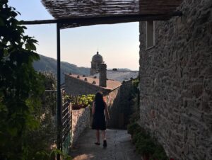 Jodi Balfour Instagram - back from Italy where I left my mind, got heat rash every day and said “wow” about one thousand times.