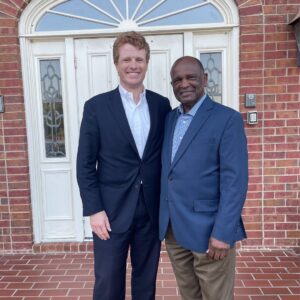 Joe Kennedy III Instagram - Traveled through Mississippi last week with @groundworkproj and met so many community leaders doing the important work on the ground. Thank you for having me.