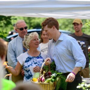 Joe Kennedy III Instagram - Medway Community Farm not only helps students learn about agriculture and the food they eat, it delivers fresh produce to the local food pantry. An amazing visit with extraordinary volunteers on a beautiful day! 📷: @timricephoto