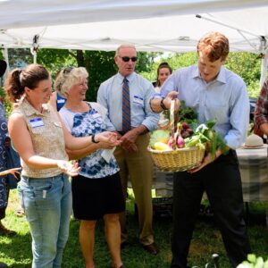 Joe Kennedy III Instagram - Medway Community Farm not only helps students learn about agriculture and the food they eat, it delivers fresh produce to the local food pantry. An amazing visit with extraordinary volunteers on a beautiful day! 📷: @timricephoto