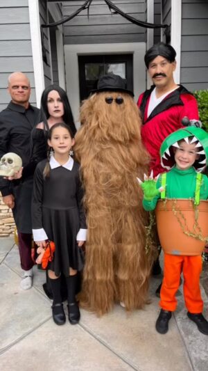 Joe Nieves Instagram - Happy Halloween!!!! #santaclarita #halloween #trickortreat #valencia