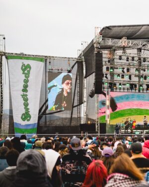 Joe Vasconcellos Instagram - Que bien lo pasamos en la @expowxxdchile !!!… aquí les dejamos unas fotitos. 
Junto a todo nuestro equipo ya estamos preparando los próximos shows, les vamos contando.
Buen finde.

Joe

📸 @benja.monrroy 

#envivo #concierto #musicachilena #expoweed