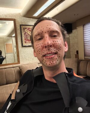 Joel David Moore Instagram - Was so great to see my Avatar fam, get into the capture suit and back in action. Like putting on an old pair of comfortable shoes... we all just fall right back into it. And a fun reminder on the wall of my boy Ollie coming in at 6 months old for capture for this baby shot. Time flies!!