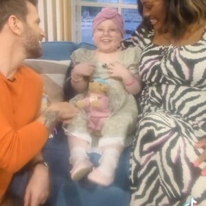 Joel Dommett Instagram - Let’s all be more Fab with Florrie , still can’t stop thinking about this gorgeous inspirational girl ! @bemorefabccc @bemorefab__ one of my favorite moments this week 💕💜🦋on @thismorning @joeldommett
