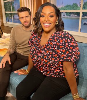 Joel Dommett Instagram - A dreamy few days hosting @thismorning with the Hammond. Especially Florrie!