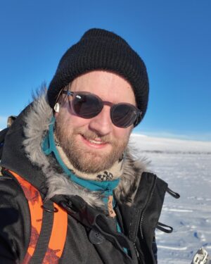 Joel Harkimo Instagram - Kaksi viikkoa yksin lapissa oli todella ainutlaatuinen kokemus. 🙏🏻 en tuu koskaan unohtamaan tätä settiä. Ulkoilin, saunoin, nukuin, luin ja olin itsekseni. Tästä tulee vielä paljon matskua tänne ☝🏻☝🏻