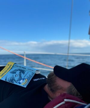 Joel Harkimo Instagram - Purjehdusreissu lähestyy kohta loppuaan. Kaikkea on mahtunut: kovaa keliä, pläkää, sadetta, aurinkoa, rakkaita, ystäviä ja tuttuja. Ja hauskaa on ollut joka päivä ❤️ onneksi on myös ehtinyt relata ja opetella venettä ⛵️