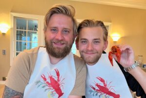 Joel Harkimo Instagram - Mun pikkuveli Leo täyttää tänään 23v ❤️🥳