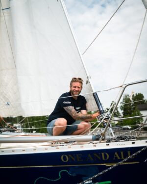 Joel Harkimo Instagram - Vene rupee olemaan ihan loppusuoralla. Kohta purjehditaan 😍⛵️