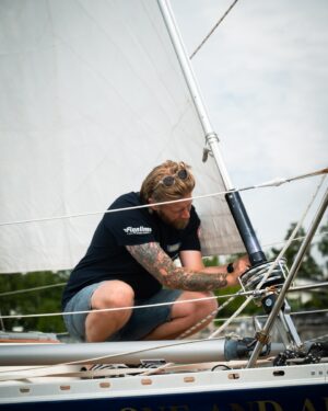 Joel Harkimo Instagram - Vene rupee olemaan ihan loppusuoralla. Kohta purjehditaan 😍⛵️