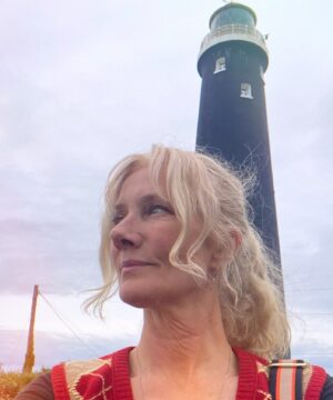 Joely Richardson Instagram - We have Voted for Change, for Democracy. #hope #service #nhs #community #communityfirst