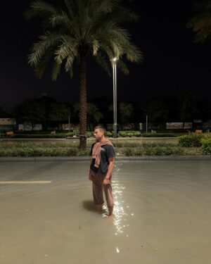 Joey Essex Instagram - Stranded ⛈️⚡️🌩️🌴 🌧️