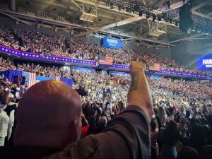 John Fetterman Instagram - The energy tonight was electric, the crowd was at capacity. No better way for the Harris-Walz ticket to launch than from here in Philly.

We’re ready to send @kamalaharris and @timwalz to the White House! 💯🇺🇸