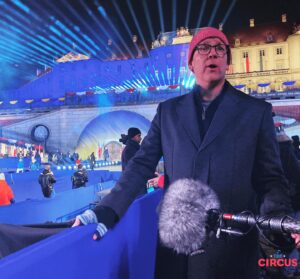 John Heilemann Instagram - Who'da thought we’d be kicking off S8 of @sho_thecircus the same way we kicked off S7: with me in Warsaw covering 🇺🇦 v 🇷🇺 (and drinking from the biggest beer stein in the known universe). Check my interview with @jakesullivan1976, @mmckinnon with @nicollewallace, and @jennifer.palmieri with @jimstavridis -- as we look back on "The Year of Living Dangerously" and what the future holds for Zelenskyy, Putin, and @potus in our season premiere at 8pm ET/PT tonight, only on @showtime. 🎪📺🇺🇸