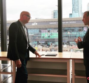 John Heilemann Instagram - Who'da thought we’d be kicking off S8 of @sho_thecircus the same way we kicked off S7: with me in Warsaw covering 🇺🇦 v 🇷🇺 (and drinking from the biggest beer stein in the known universe). Check my interview with @jakesullivan1976, @mmckinnon with @nicollewallace, and @jennifer.palmieri with @jimstavridis -- as we look back on "The Year of Living Dangerously" and what the future holds for Zelenskyy, Putin, and @potus in our season premiere at 8pm ET/PT tonight, only on @showtime. 🎪📺🇺🇸