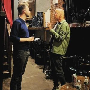 John Heilemann Instagram - A month ago this stiff (@jordanklepper) invited me to be special guest at fhe kickoff perf of @shitshowshow in Gowanus, Brooklyn. How much fun was it? Fun enough that I went back last night for the second @shitshowshow performance — with a crew from @sho_thecircus to make mischief for Sunday’s all-new episode of #TheCircus. 🎪🃏🎥📺🇺🇸