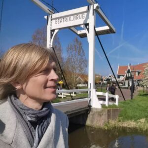 John Kelly Instagram - Marken island, near Volendam, in The Netherlands ❤ I remember when I was a kid, all this was frozen and people used to wear their ice skates to cross to the island.

#holland #netherlands #thenetherlands #marken #volendam #kellyfamily #thekellyfamily @thekellyfamilyofficial #johnkelly