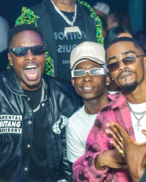 Johnell Young Instagram - One day I will tell the masses the story of how I manifested this whole life while working on myself and a million other things I left nothing I cared about behind 🧙🏾 #bmf #wutangonhulu #griseldarecords

📸: @dreamzmnycanbuy