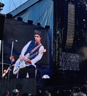 Johnny Marr Instagram - Nice hanging and hearing @grahamcoxon and @themightyi in Warwick. Pic @Matt_MMc