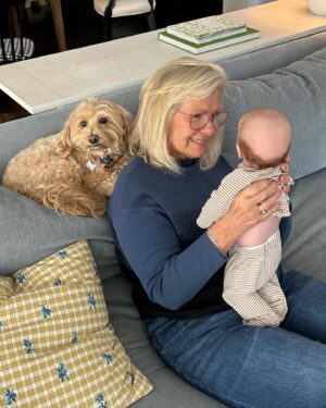 Jon Favreau Instagram - Proof of Mom(s) (…and proof that I do occasionally take pictures, when instructed)

Happy Mother’s Day to the women in our lives that make it all possible. We love you!!