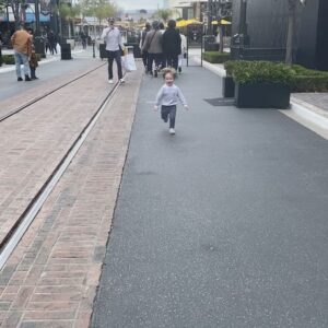 Jon Favreau Instagram - Charlie’s perfect Saturday: 1) Get truck, 2) Eat fries, 3) Run into Lizzy & @hannavietor