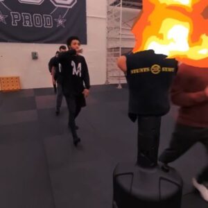 Jonghyun Jungboix Instagram - Some funny heroes moment with moves from @campus.univers.cascades 

.
.
.
.
.
.
.
.
#animation #anime #mange #2d #fx #fire #thunder #kick #martialarts #punch #fight #action #impact #art #artist