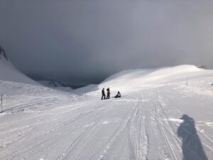 Jono Grant Instagram - Life above the clouds today #naturalbeauty #skiing #scenery #France