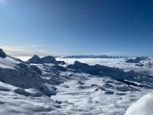 Jono Grant Instagram - My kind of view! #cervinia #zermatt #matterhorn