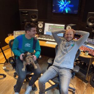 Jono Grant Instagram - Great week of song writing with the super talented Sam @oppositetheother. That’s what it’s all about! #StudioTime #InTheZone #Terrier